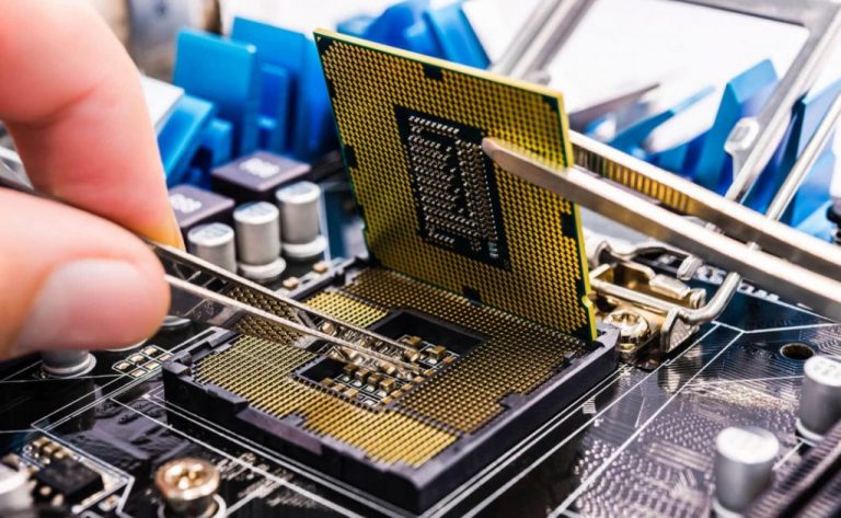 ceny-na-remont-kompyuternoj-tekhniki